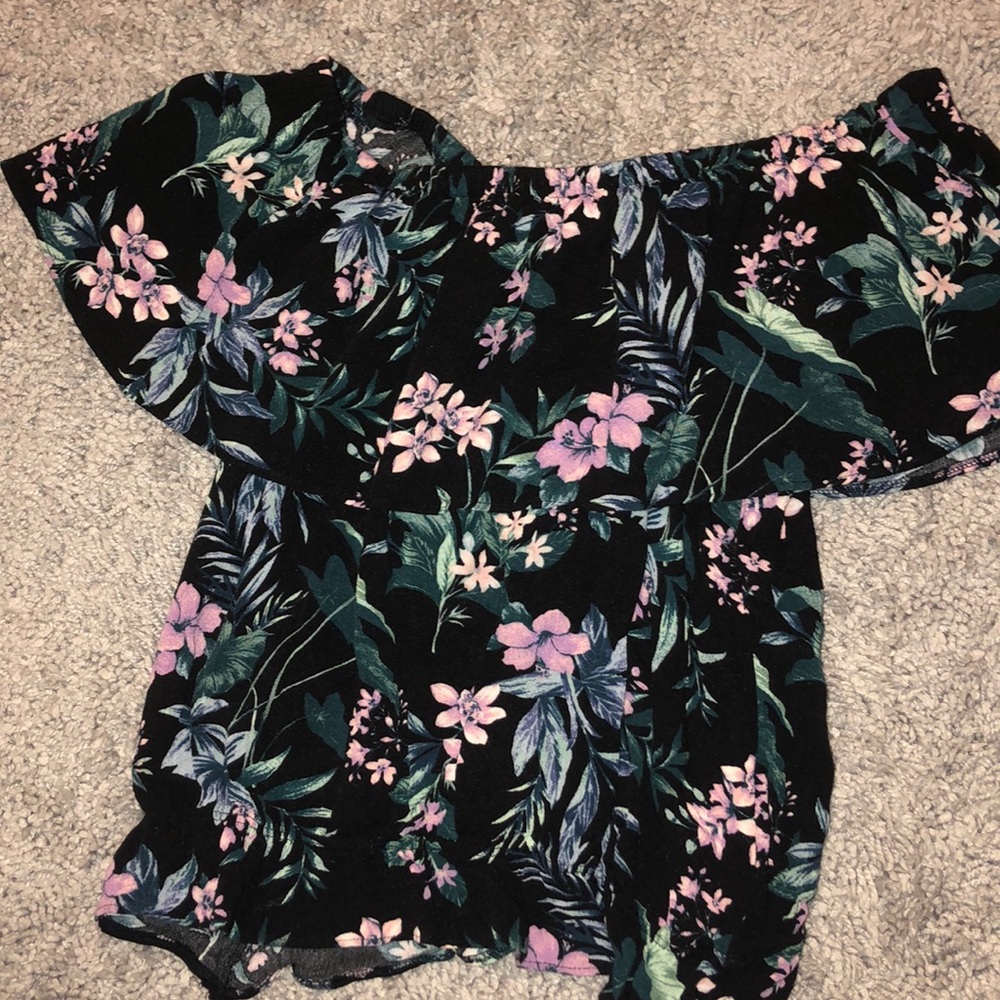 american eagle off the shoulder top